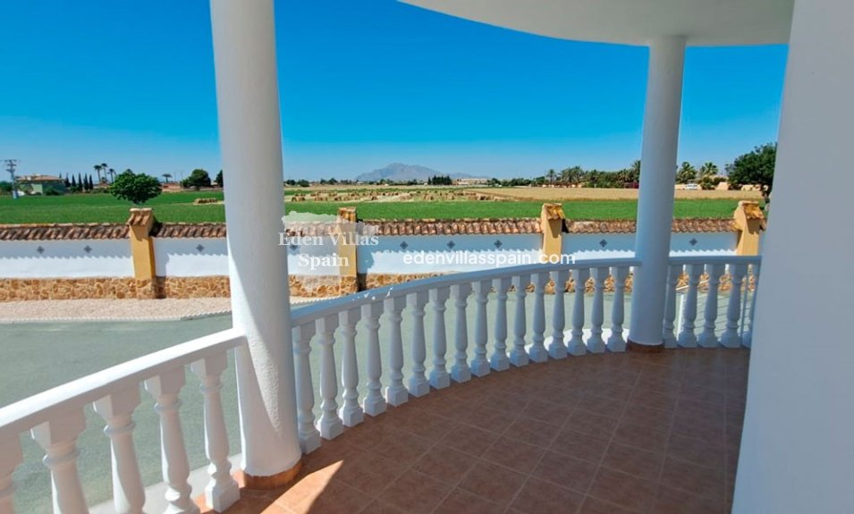 New Construction - Brand New Villa - Catral