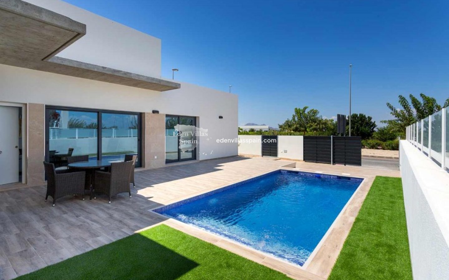 New Construction - Brand New Villa - Daya Nueva
