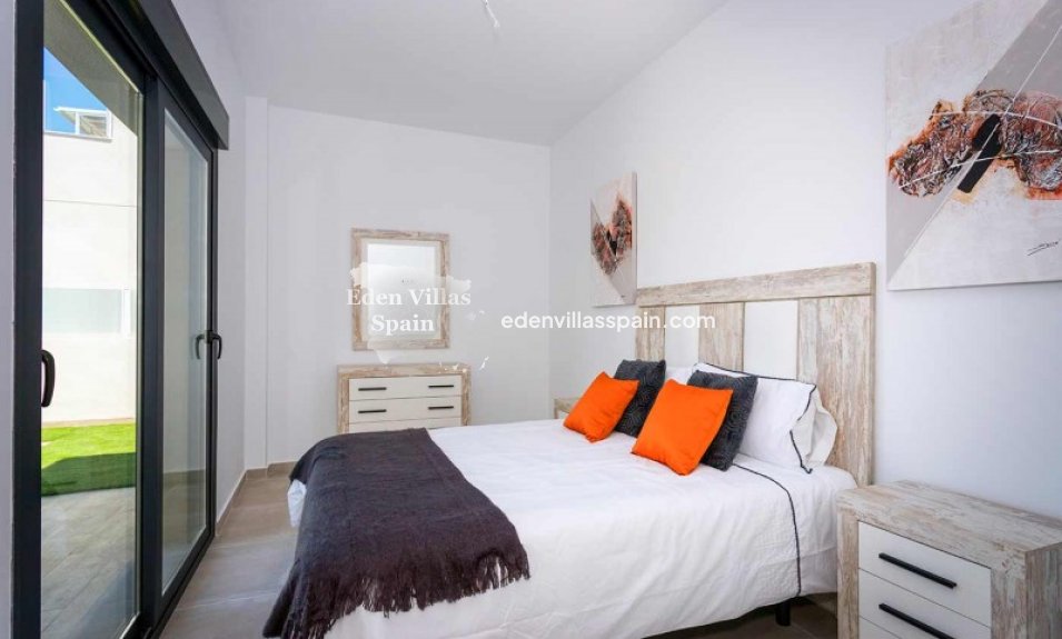 New Construction - Brand New Villa - Daya Nueva