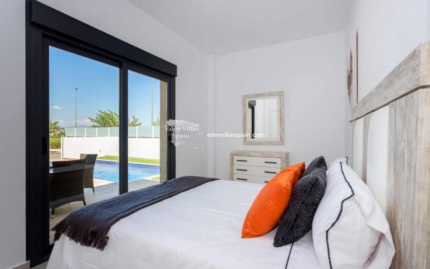 New Construction - Brand New Villa - Daya Nueva
