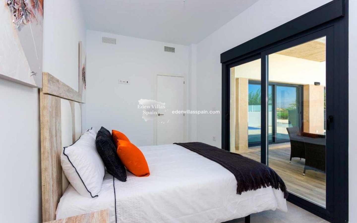 New Construction - Brand New Villa - Daya Nueva