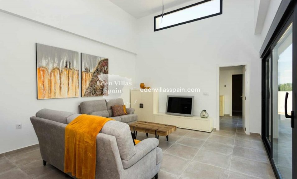 New Construction - Brand New Villa - Daya Nueva