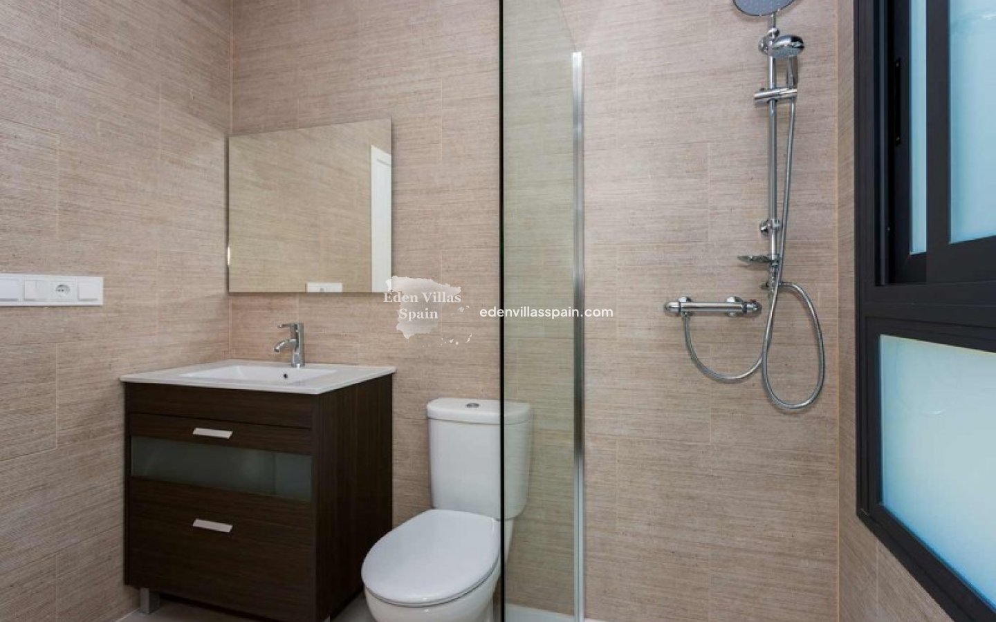 New Construction - Brand New Villa - Daya Nueva