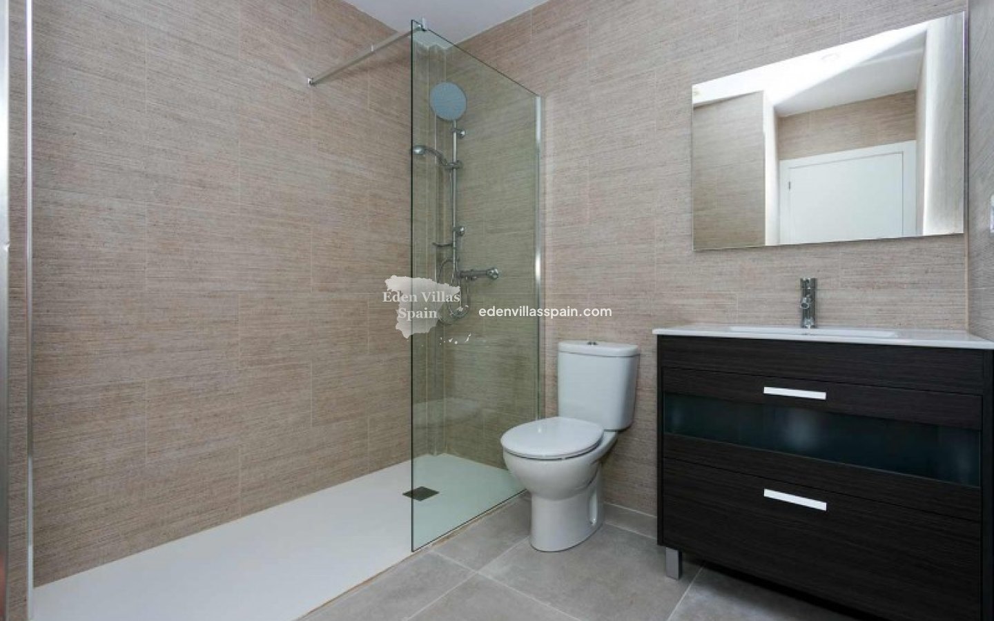 New Construction - Brand New Villa - Daya Nueva