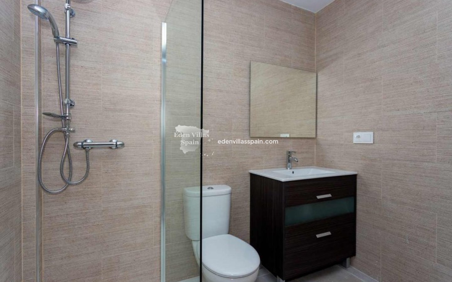 New Construction - Brand New Villa - Daya Nueva