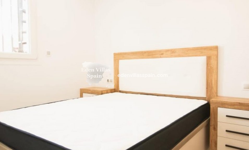 New Construction - Brand New Villa - Daya Nueva