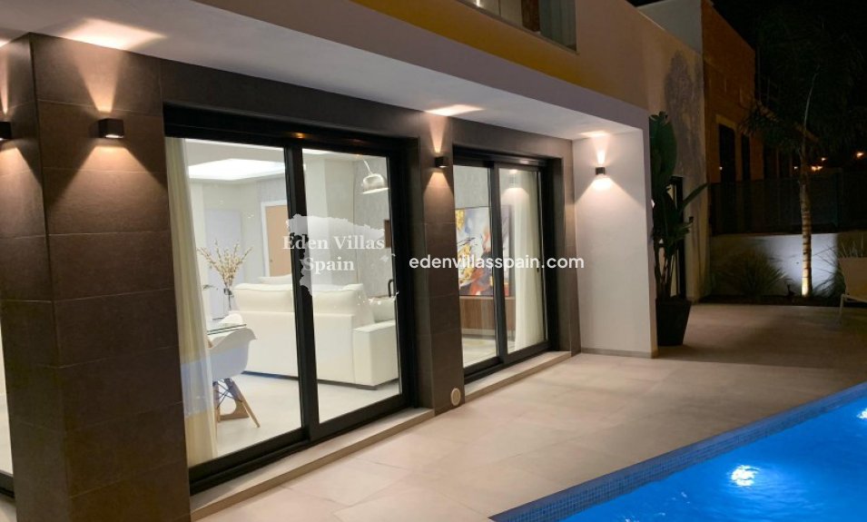New Construction - Brand New Villa - La Marina