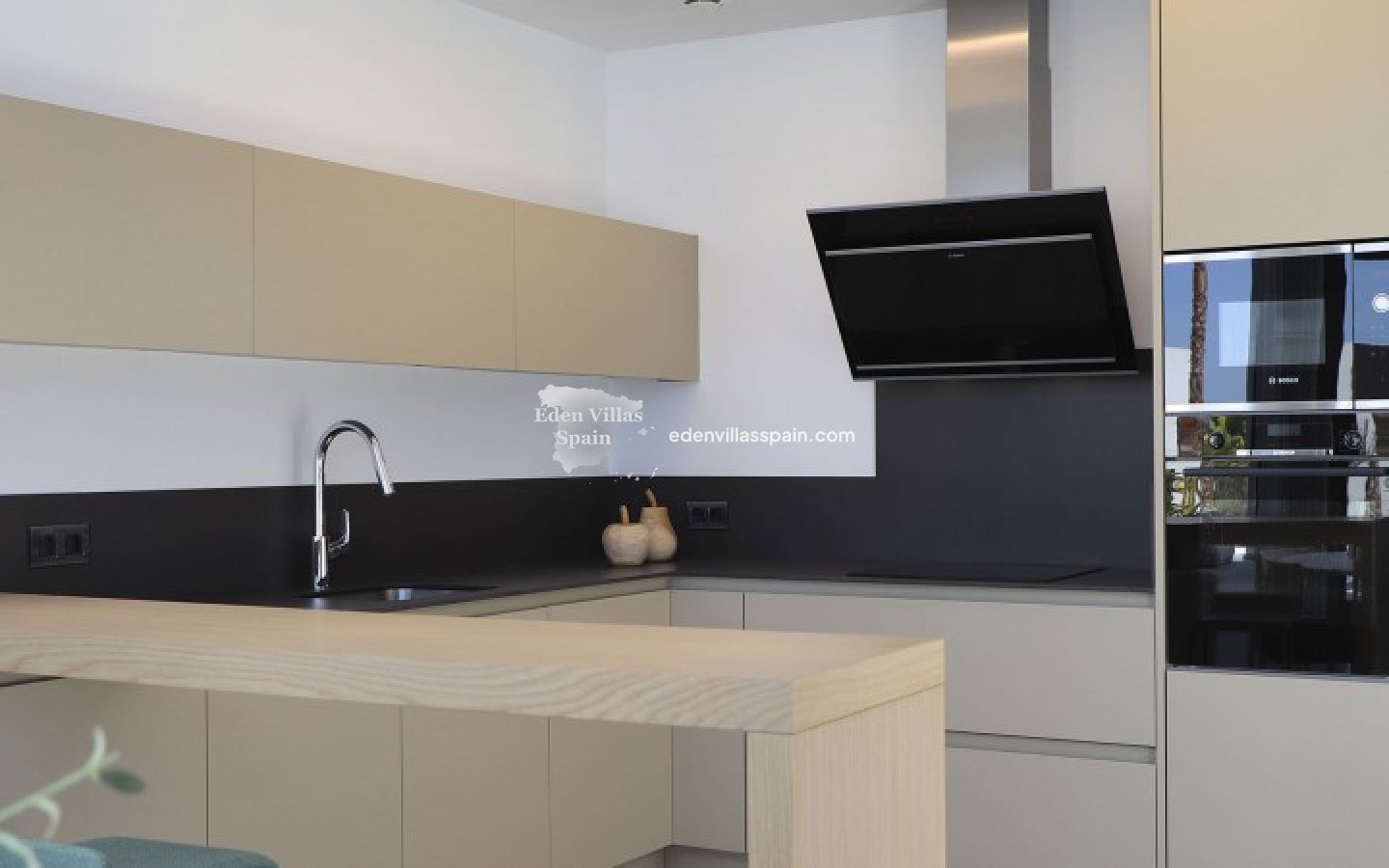 New Construction - Brand New Villa - La Marina