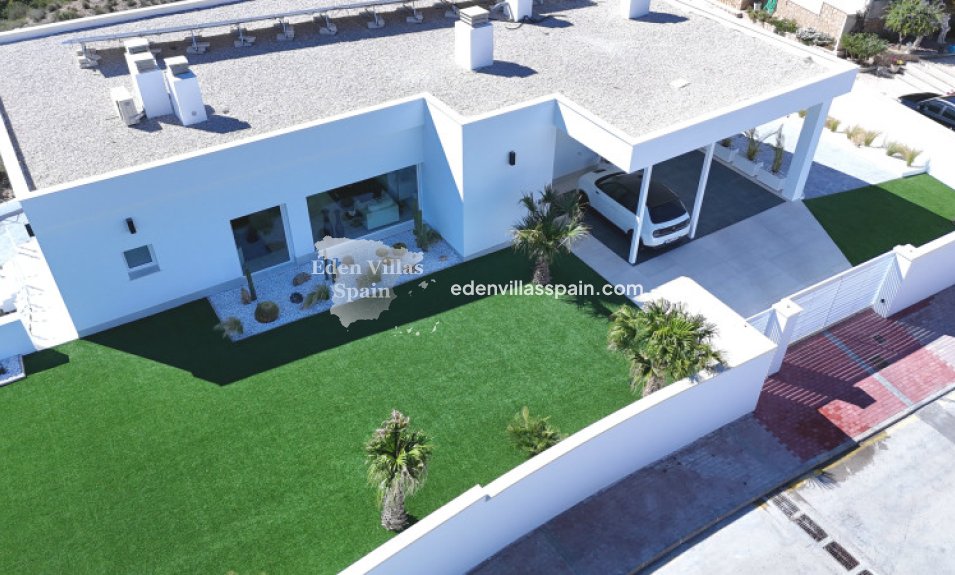 New Construction - Brand New Villa - La Marina