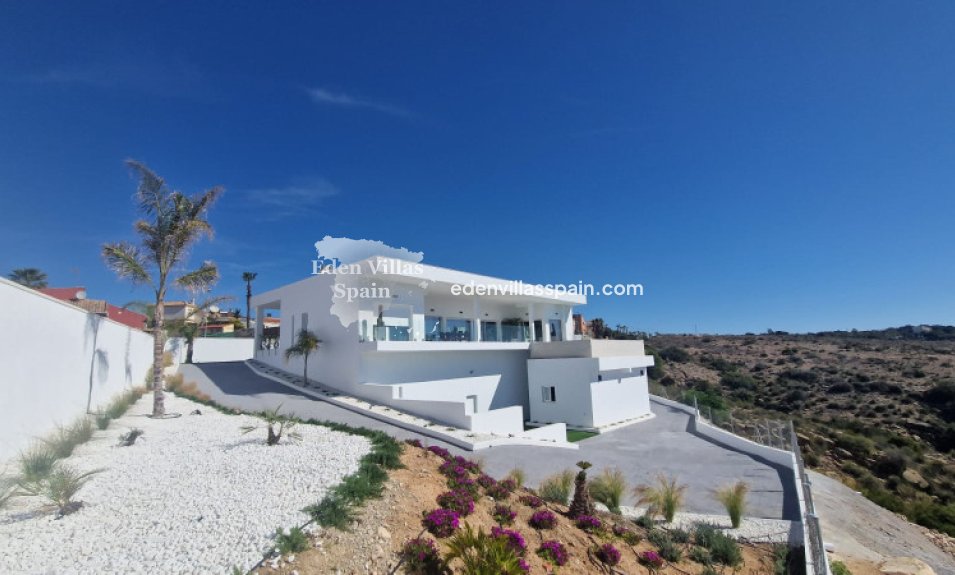 New Construction - Brand New Villa - La Marina