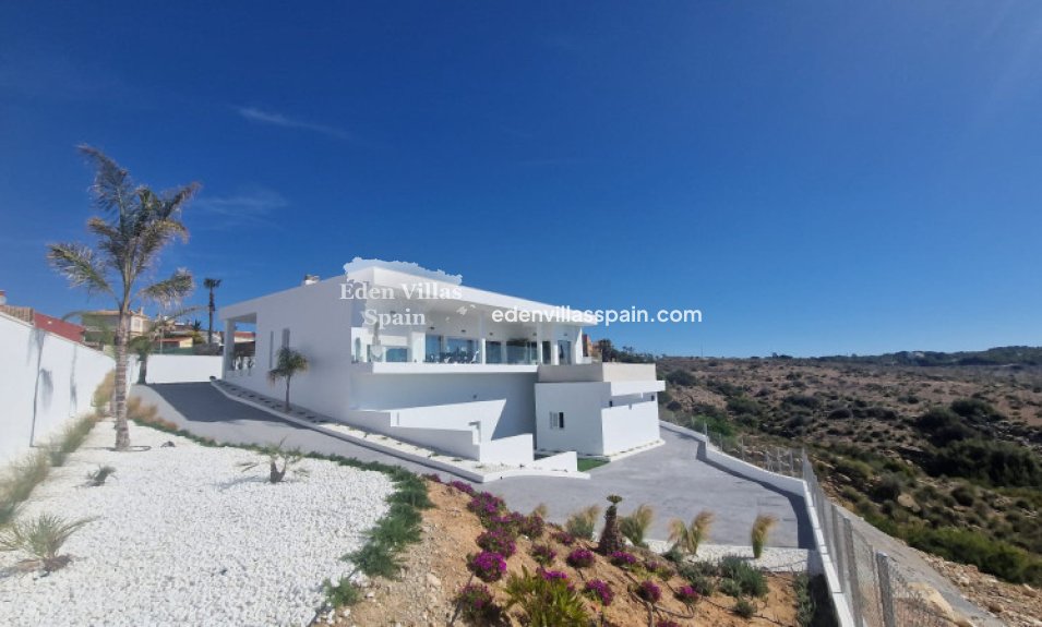 New Construction - Brand New Villa - La Marina