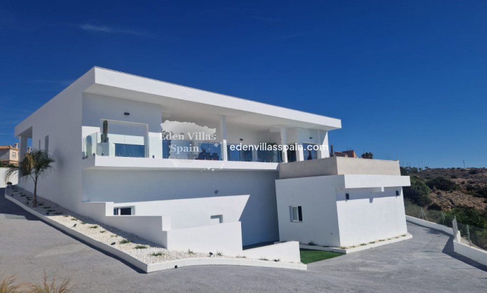 New Construction - Brand New Villa - La Marina