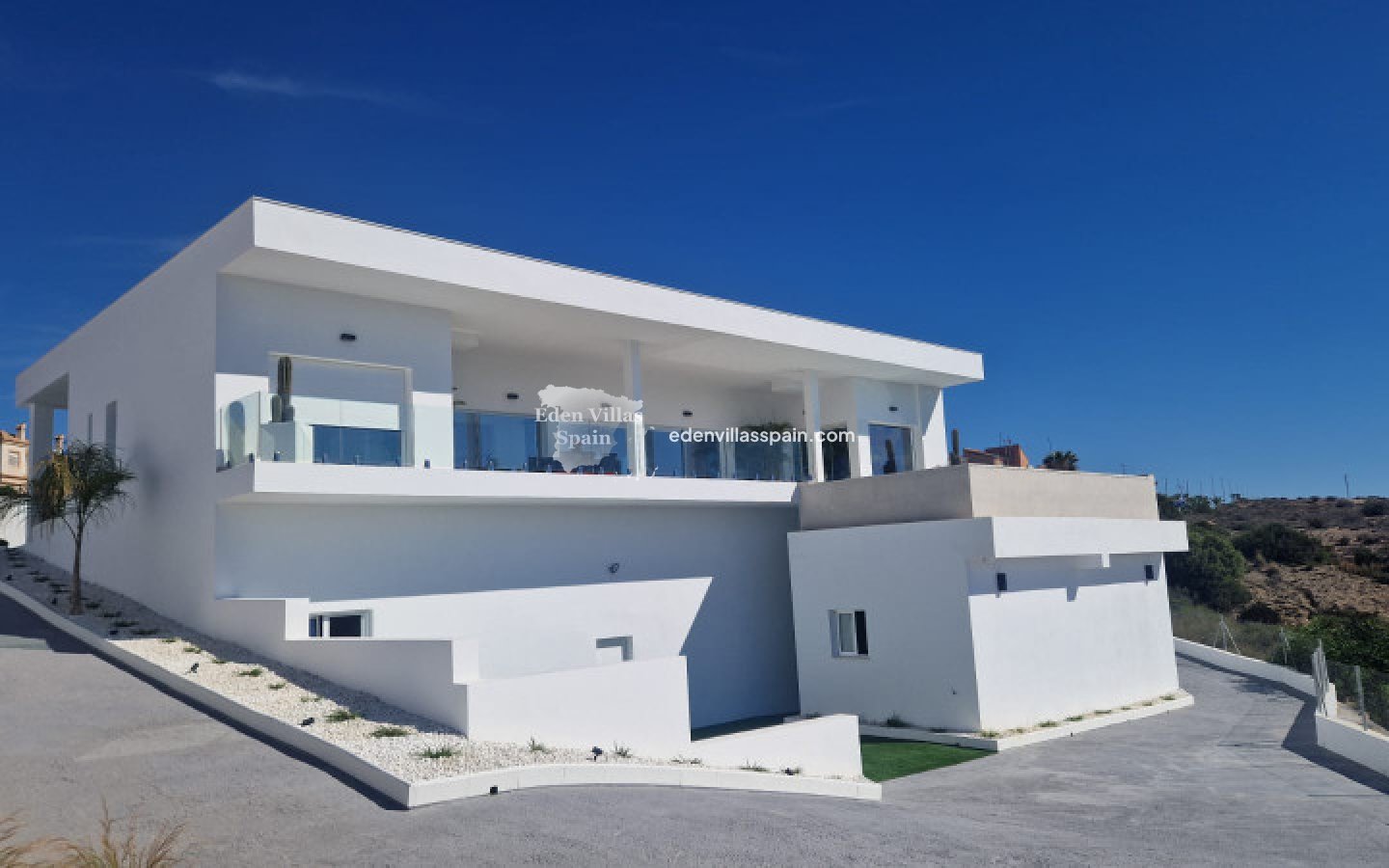 New Construction - Brand New Villa - La Marina