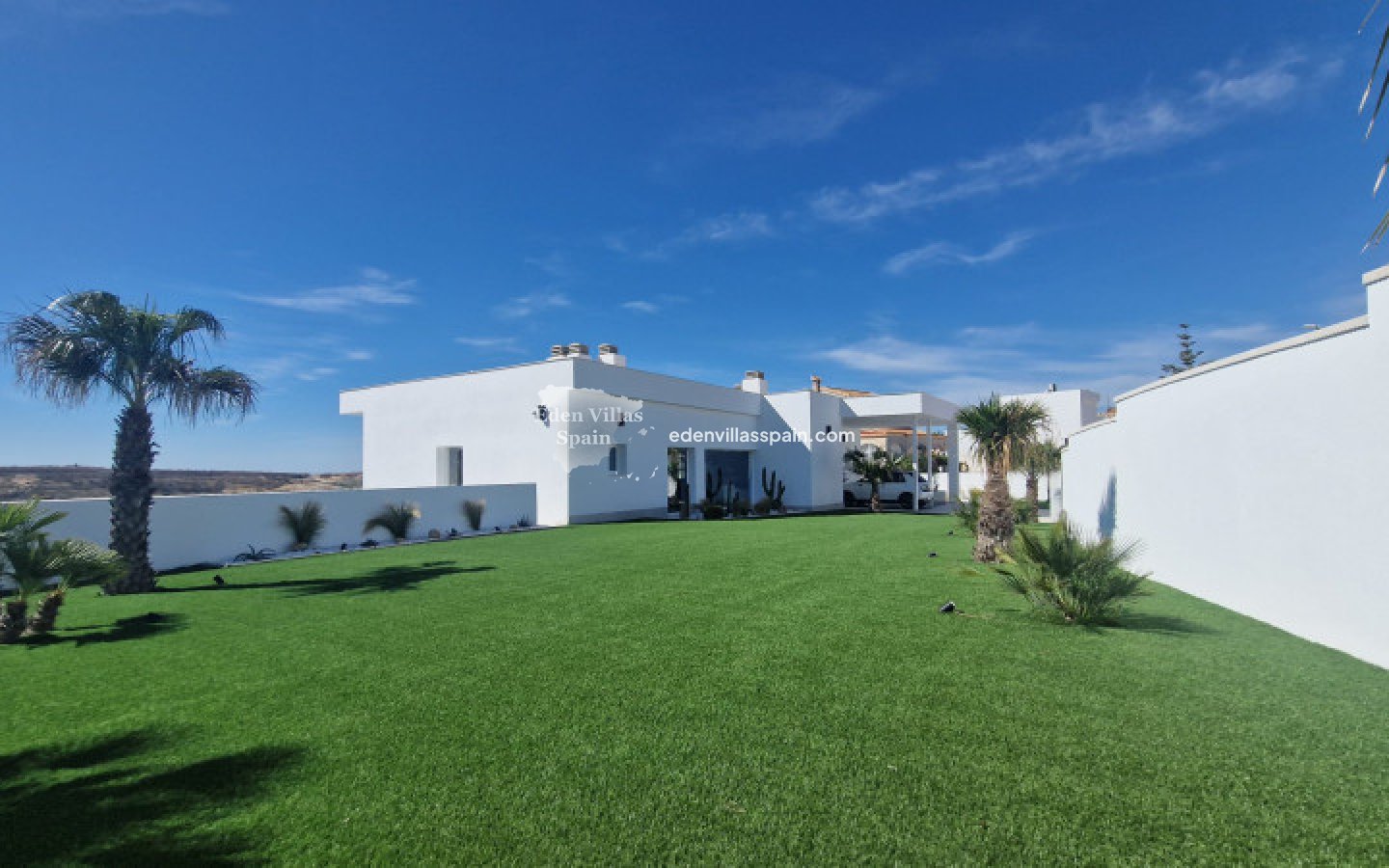 New Construction - Brand New Villa - La Marina