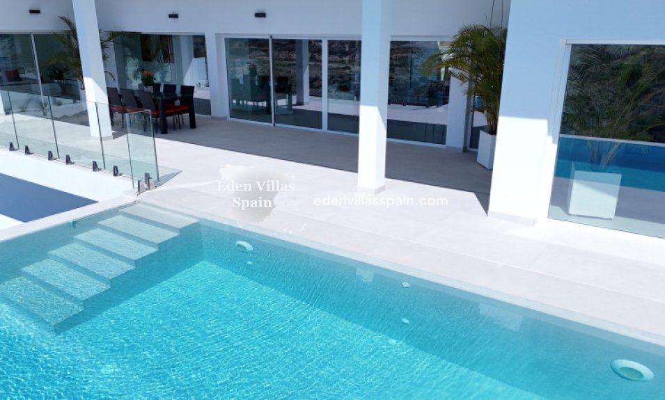 New Construction - Brand New Villa - La Marina