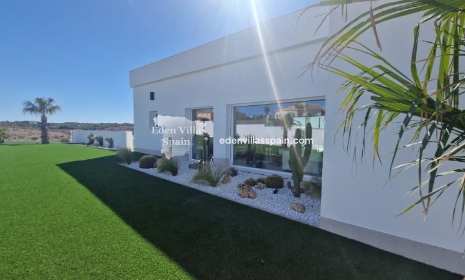 New Construction - Brand New Villa - La Marina