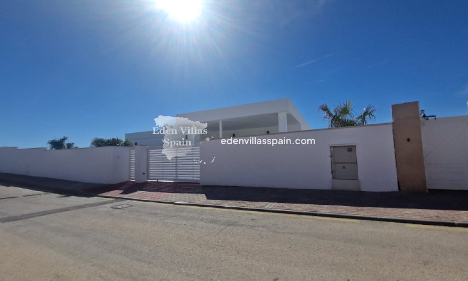 New Construction - Brand New Villa - La Marina