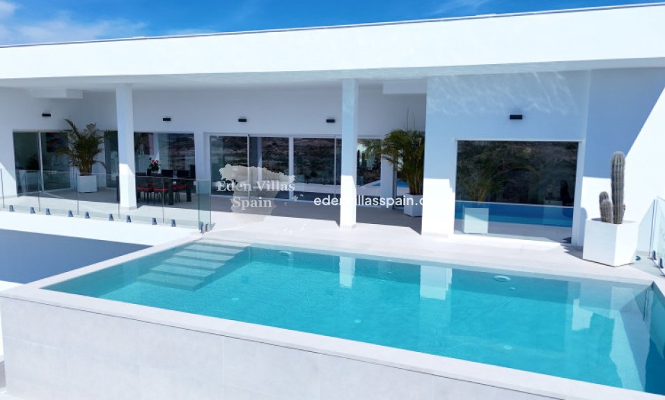 New Construction - Brand New Villa - La Marina