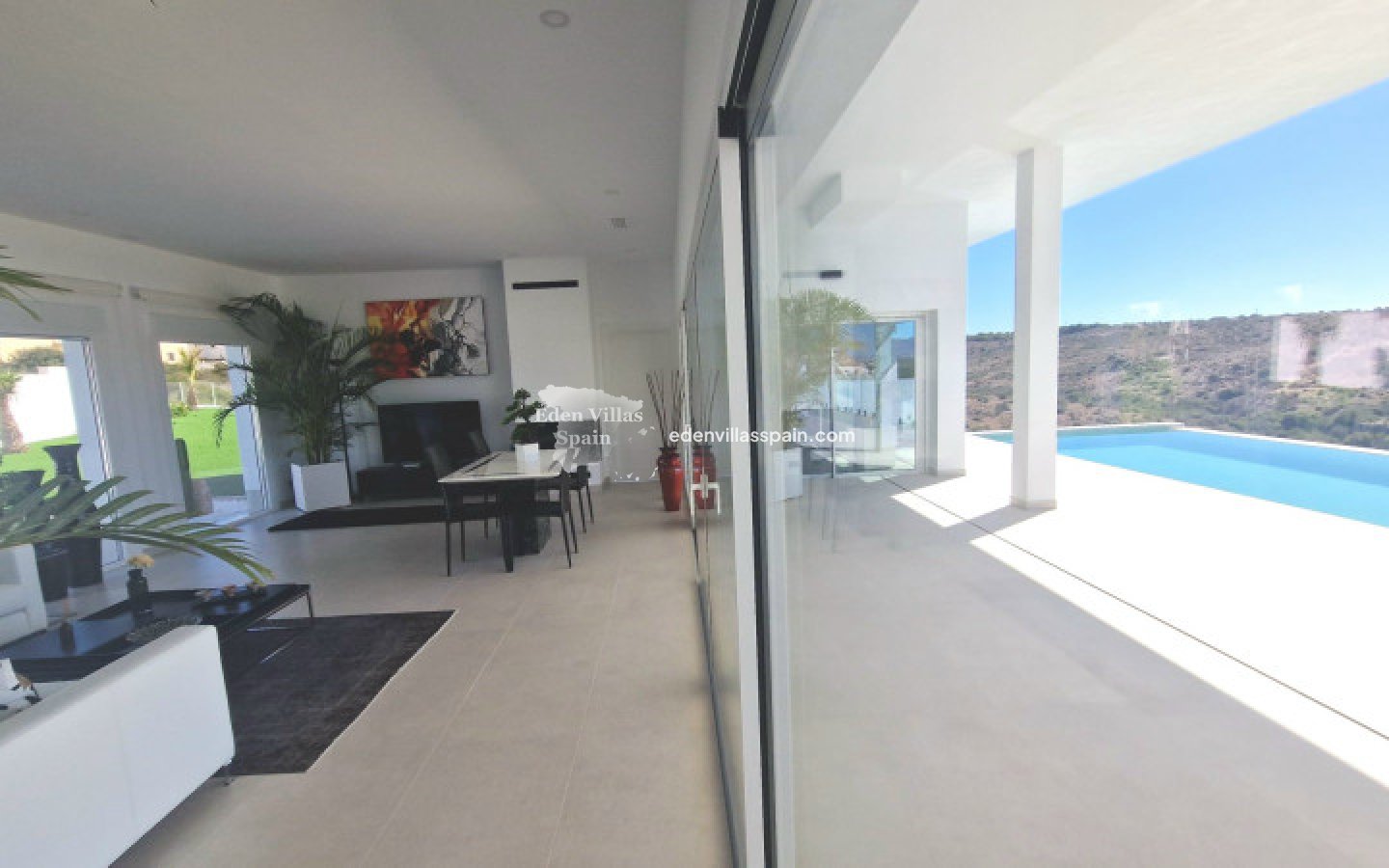 New Construction - Brand New Villa - La Marina