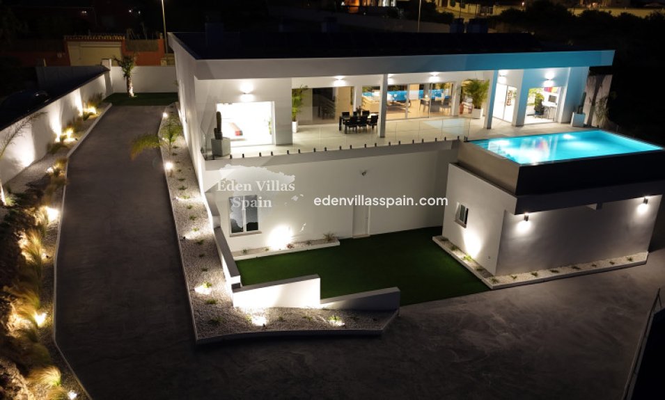 New Construction - Brand New Villa - La Marina