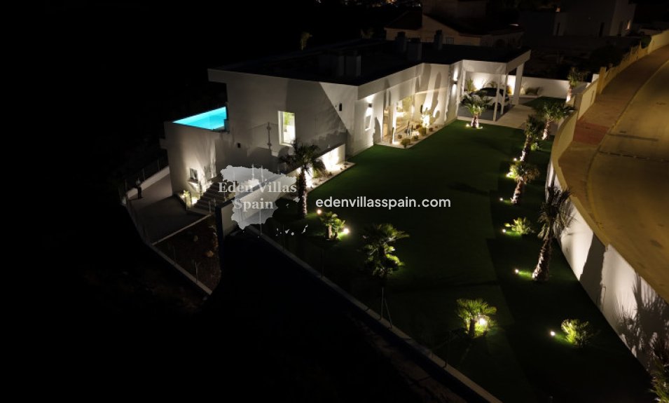 New Construction - Brand New Villa - La Marina