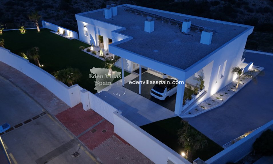 New Construction - Brand New Villa - La Marina