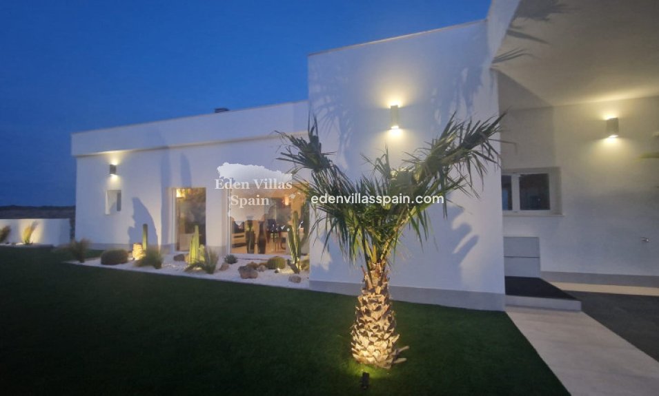 New Construction - Brand New Villa - La Marina