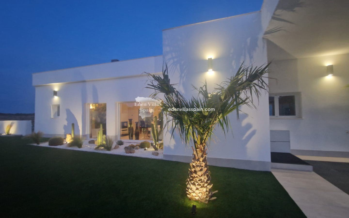 New Construction - Brand New Villa - La Marina