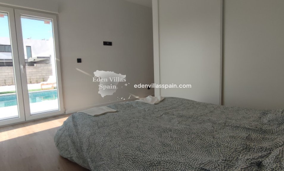 New Construction - Brand New Villa - Mutxamel
