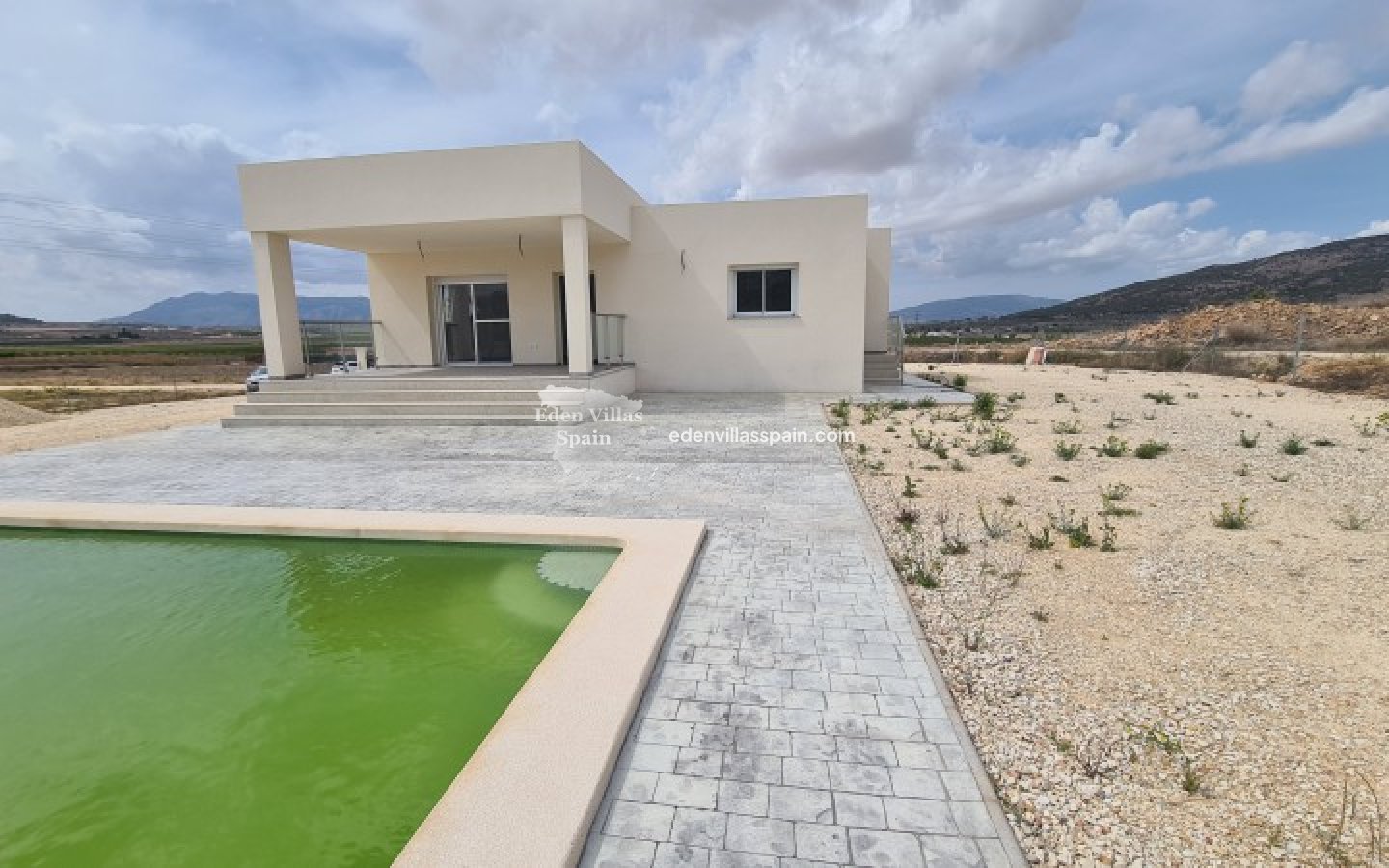 New Construction - Brand New Villa - Pinoso