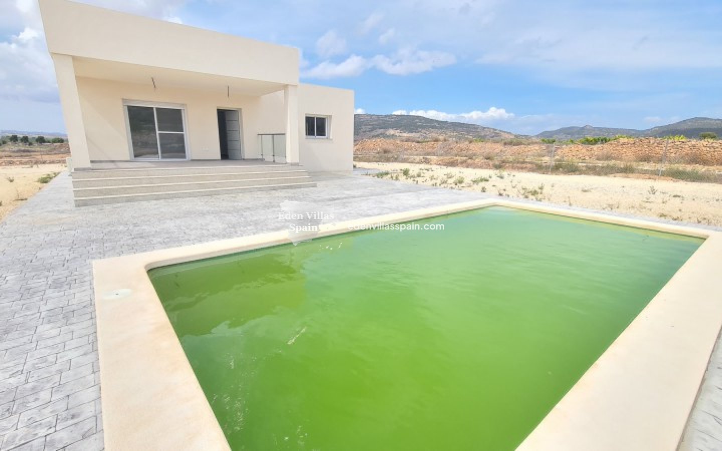 New Construction - Brand New Villa - Pinoso