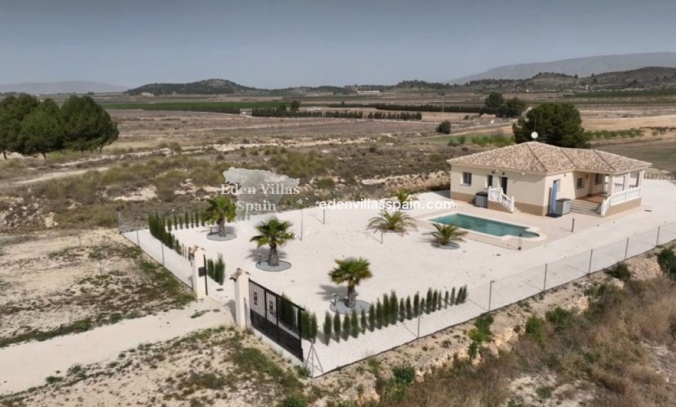 New Construction - Brand New Villa - Pinoso