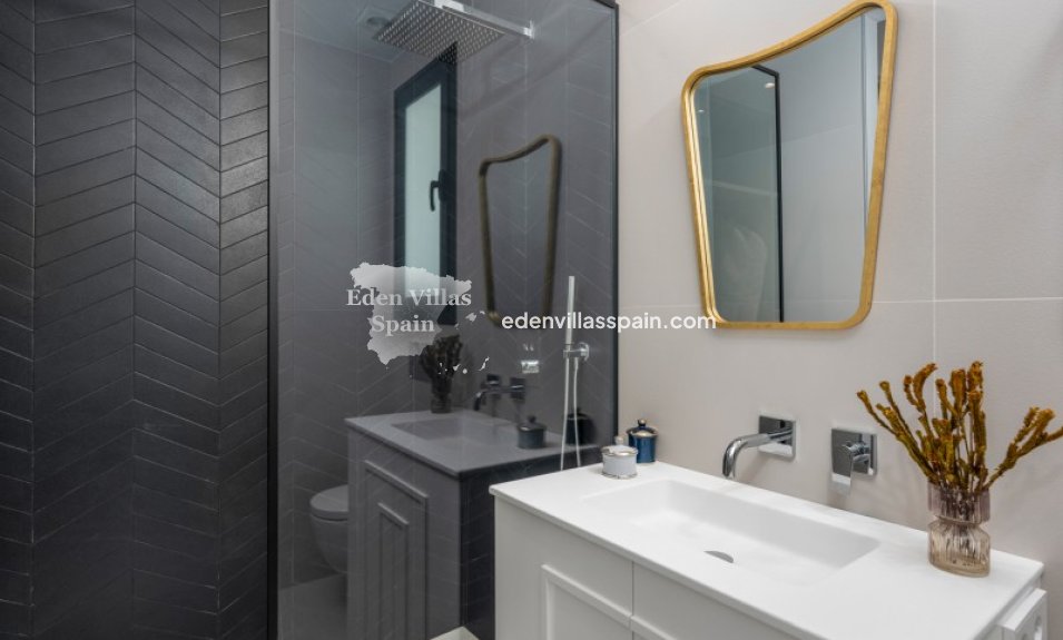 New Construction - Brand New Villa - Polop