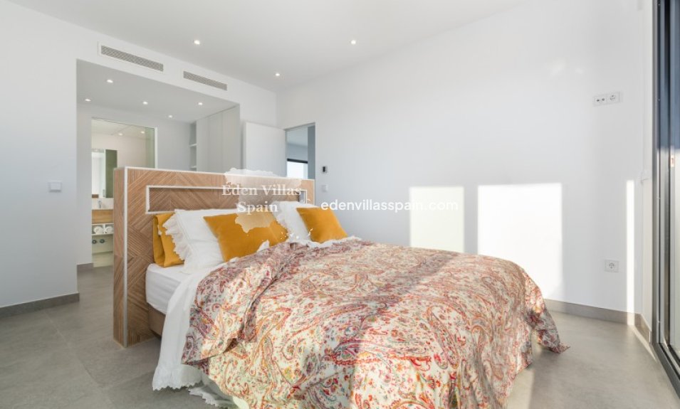 New Construction - Brand New Villa - Rojales