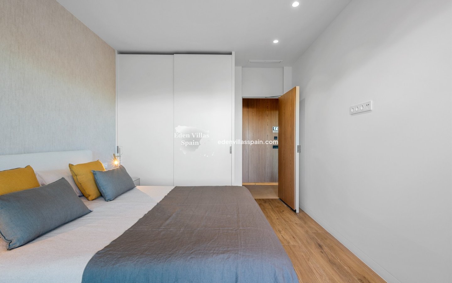 New Construction - Coastal apartment - Orihuela Costa