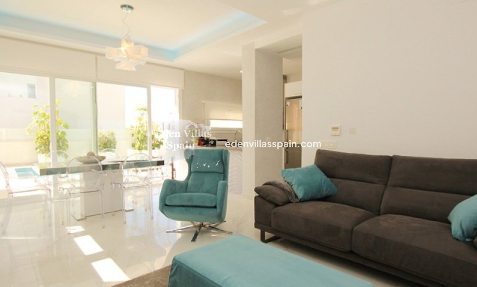 New Construction - Coastal Villa - Torrevieja