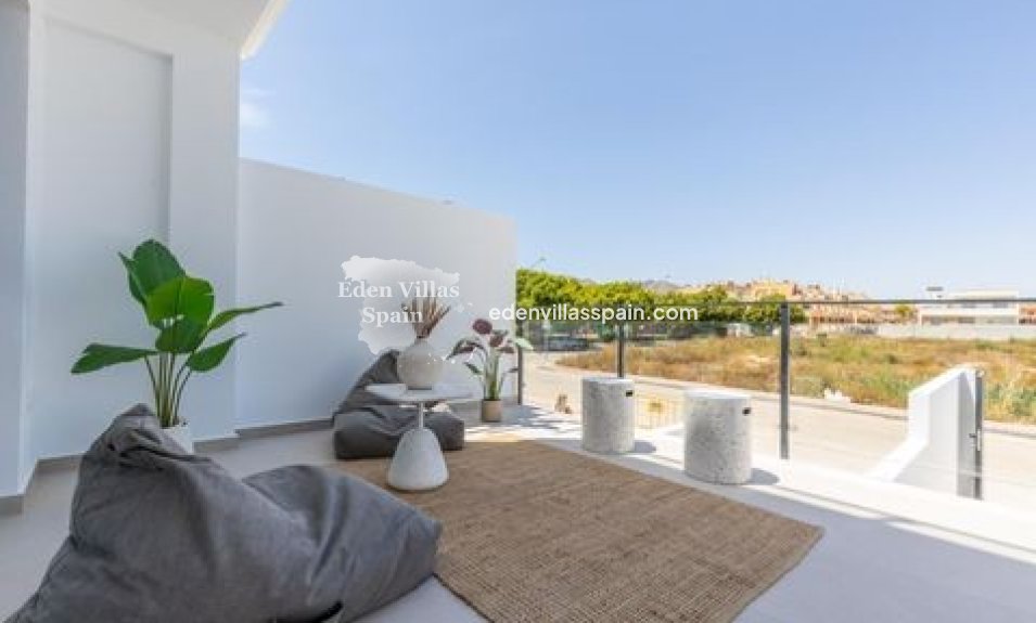 New Construction - Terrace House - Rafal