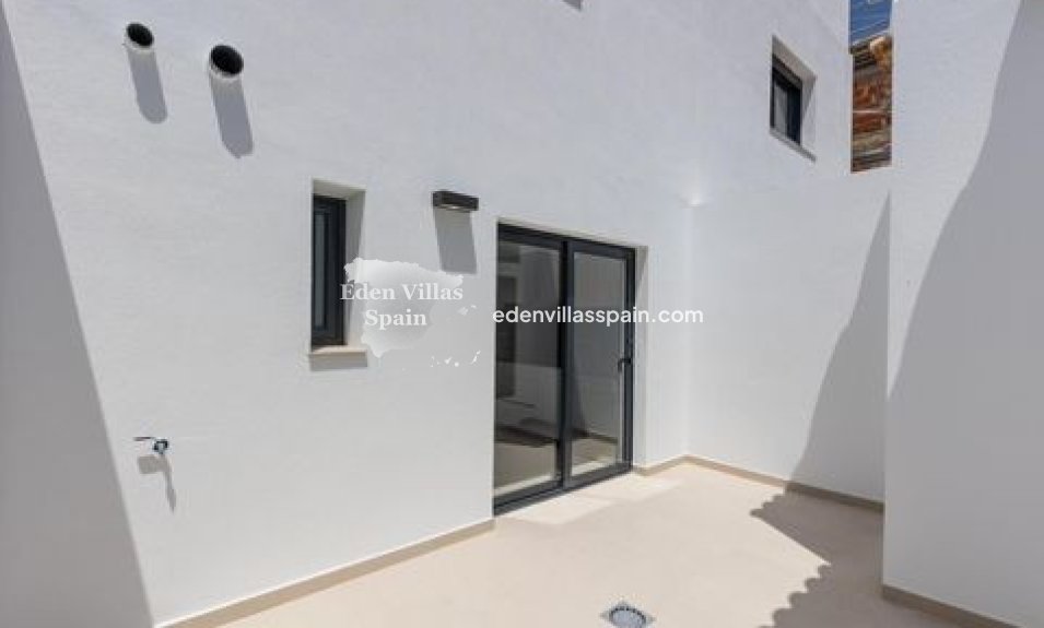 New Construction - Terrace House - Rafal