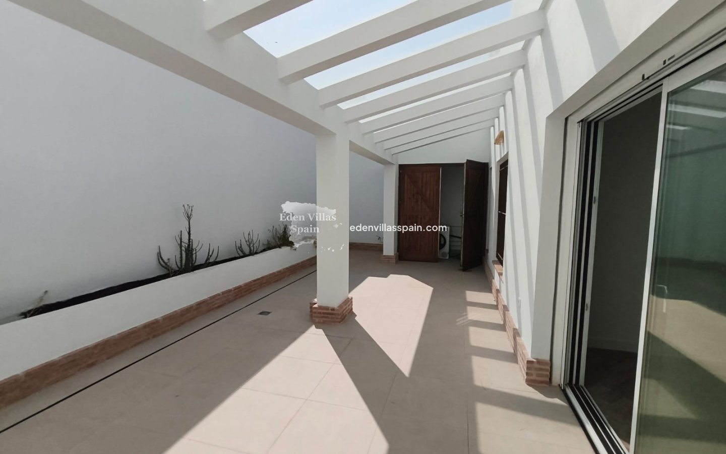 New Construction - Town House - Catral