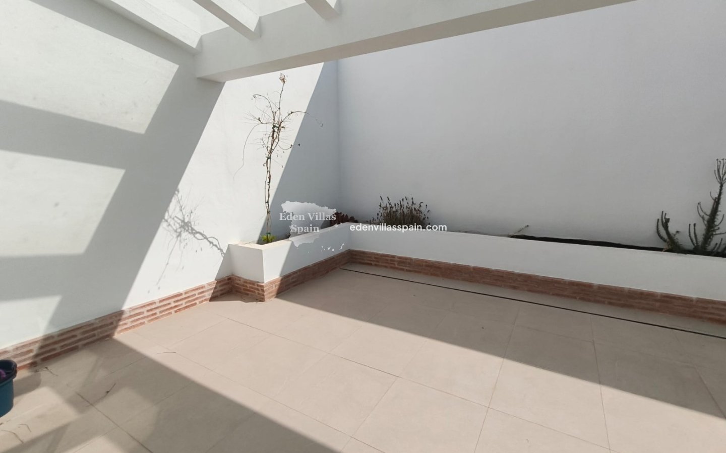 New Construction - Town House - Catral