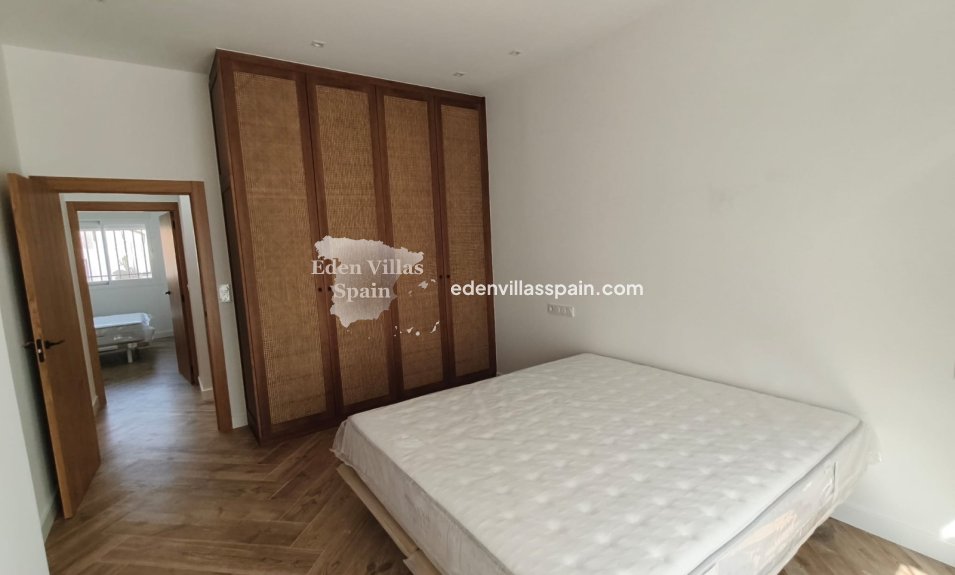 New Construction - Town House - Catral
