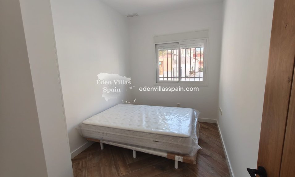 New Construction - Town House - Catral