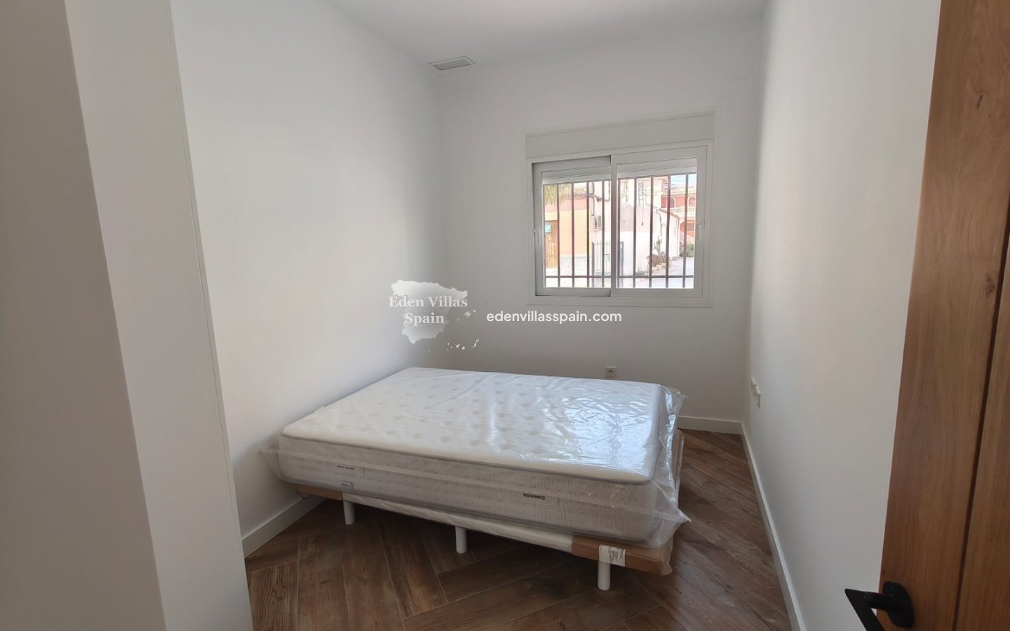 New Construction - Town House - Catral