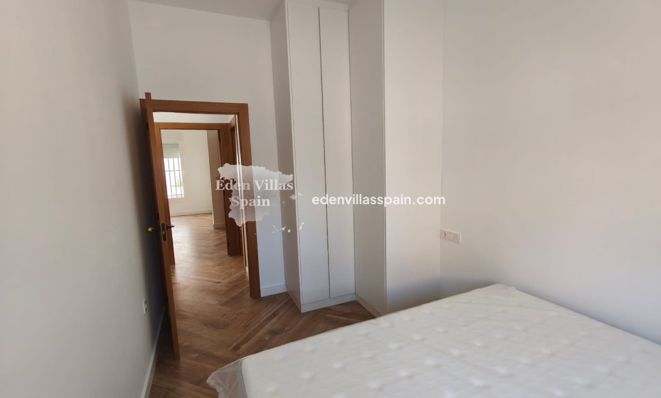 New Construction - Town House - Catral