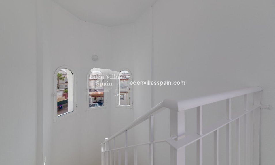 New Construction - Urbanisation detached Villa - La Marina