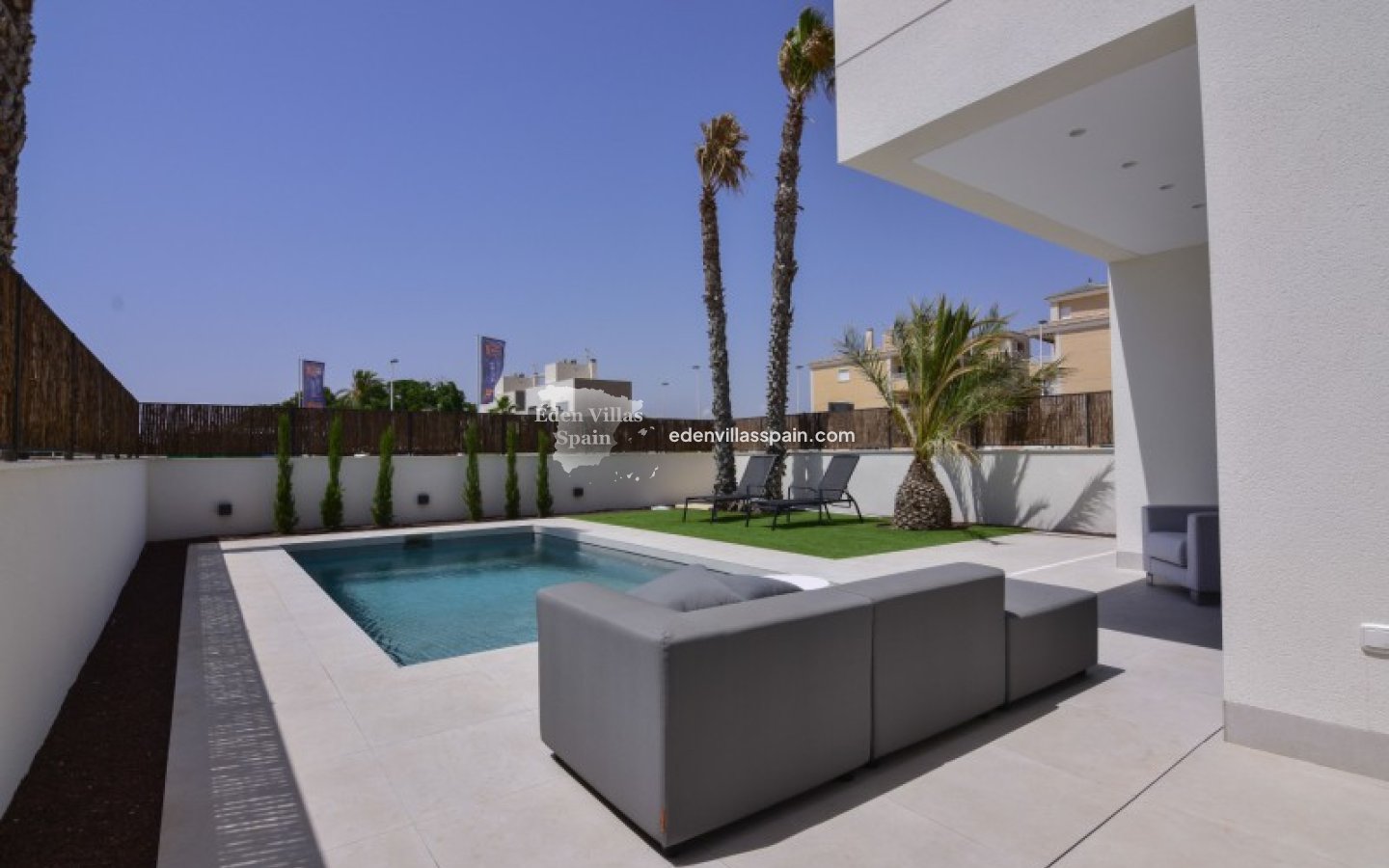 Nieuwbouw - Gloednieuwe villa - La Marina
