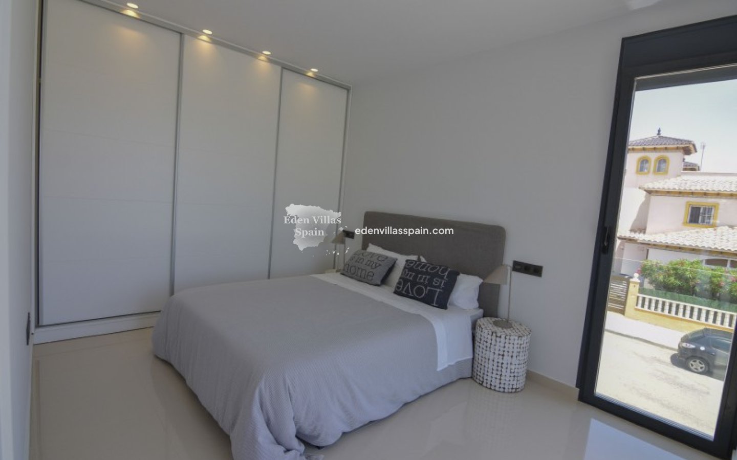 Nieuwbouw - Gloednieuwe villa - La Marina