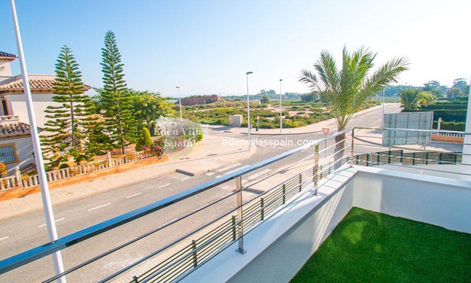 Nieuwbouw - Gloednieuwe villa - La Marina