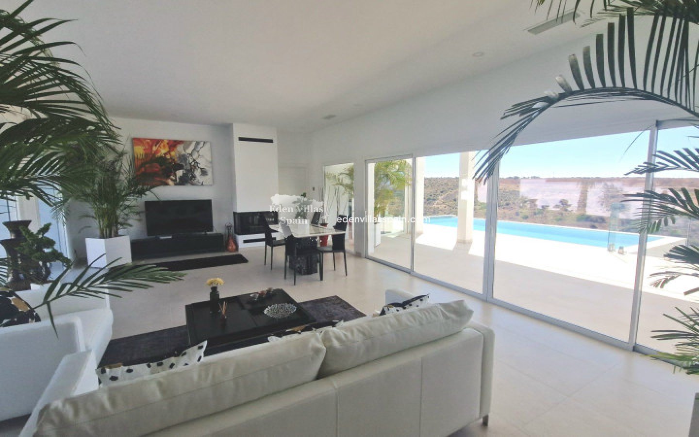 Nieuwbouw - Gloednieuwe villa - La Marina