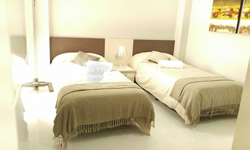 Nieuwbouw - Gloednieuwe villa - Orihuela Costa